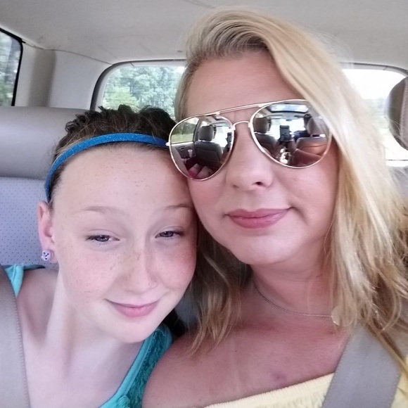 Meet your Posher, Kristie - Picture 7 of 16